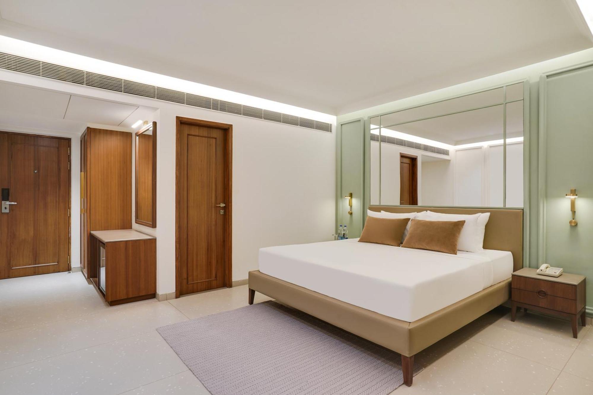 Lemon Tree Hotel, Раджкот Экстерьер фото