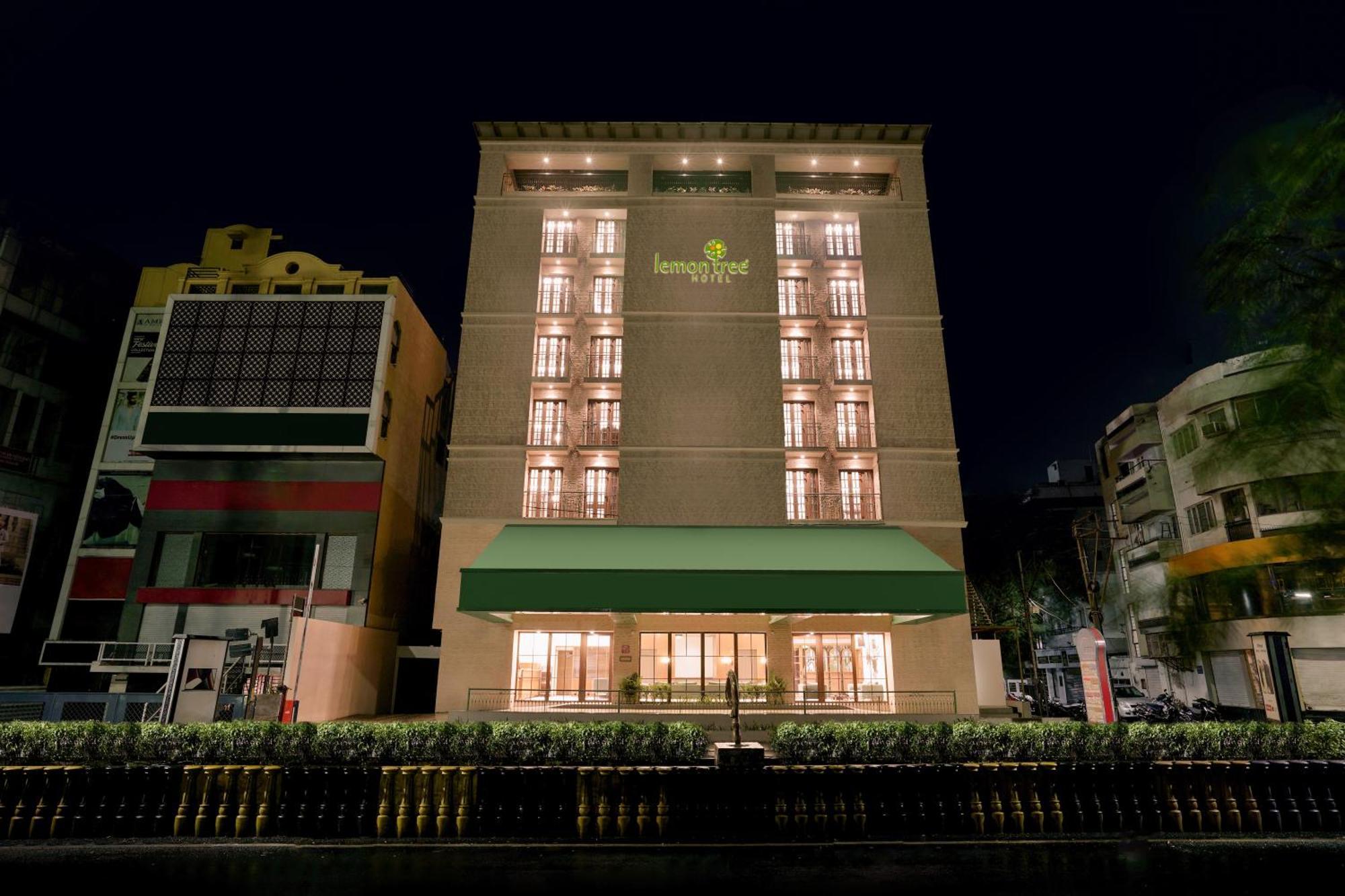 Lemon Tree Hotel, Раджкот Экстерьер фото